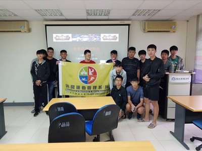 107學年度第一學期系學會舉辦傳說對決比賽圖片